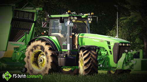 John Deere 8530