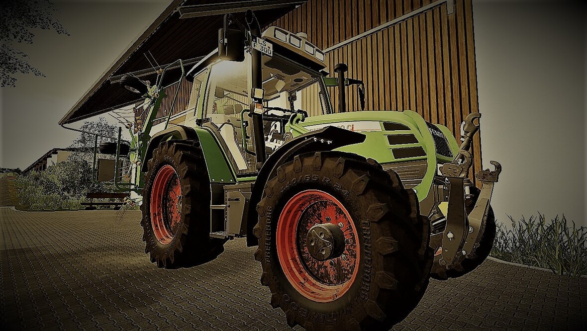 300er Fendt ist gerade vom Zettern zurück