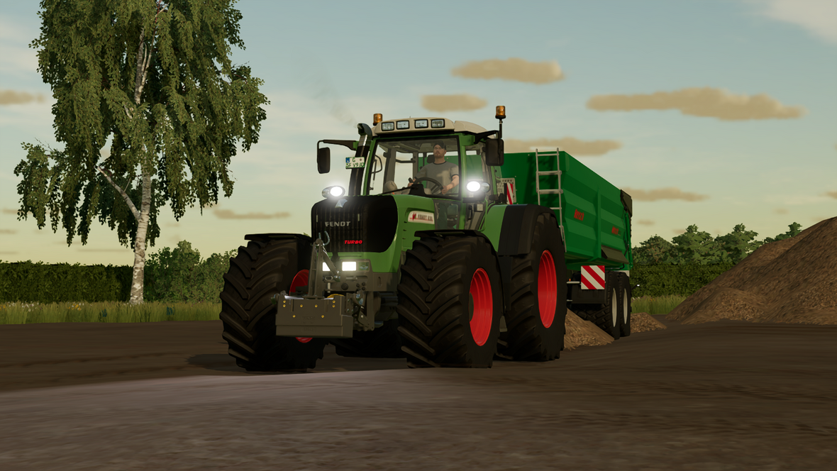 Mit dem Dicken ein bissl Hackschnitzel fahren