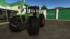Fendt Umbau neue puchen hat er nur noch alles anpassen  dan kommt vario grip und dan geht es weiter mit dem umbau ihr kennt meine umbauten bei mir entsteht kein mist ^^