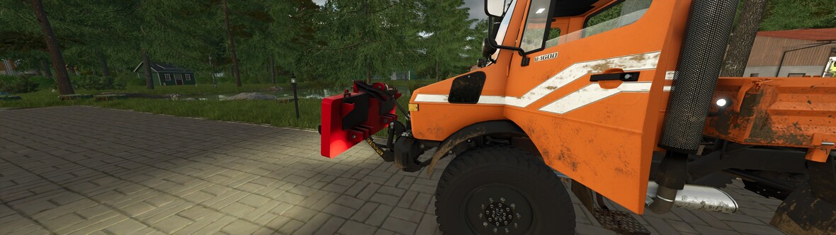 Freischneiden der  Hauptallee